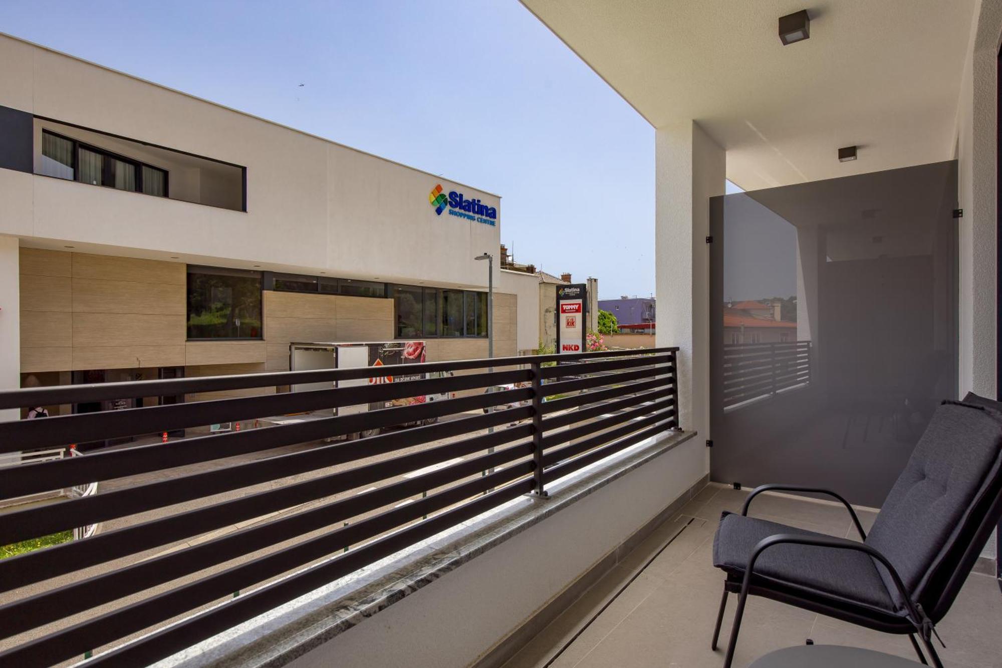 Belinda Apartments With Balcony Opatija Exteriör bild