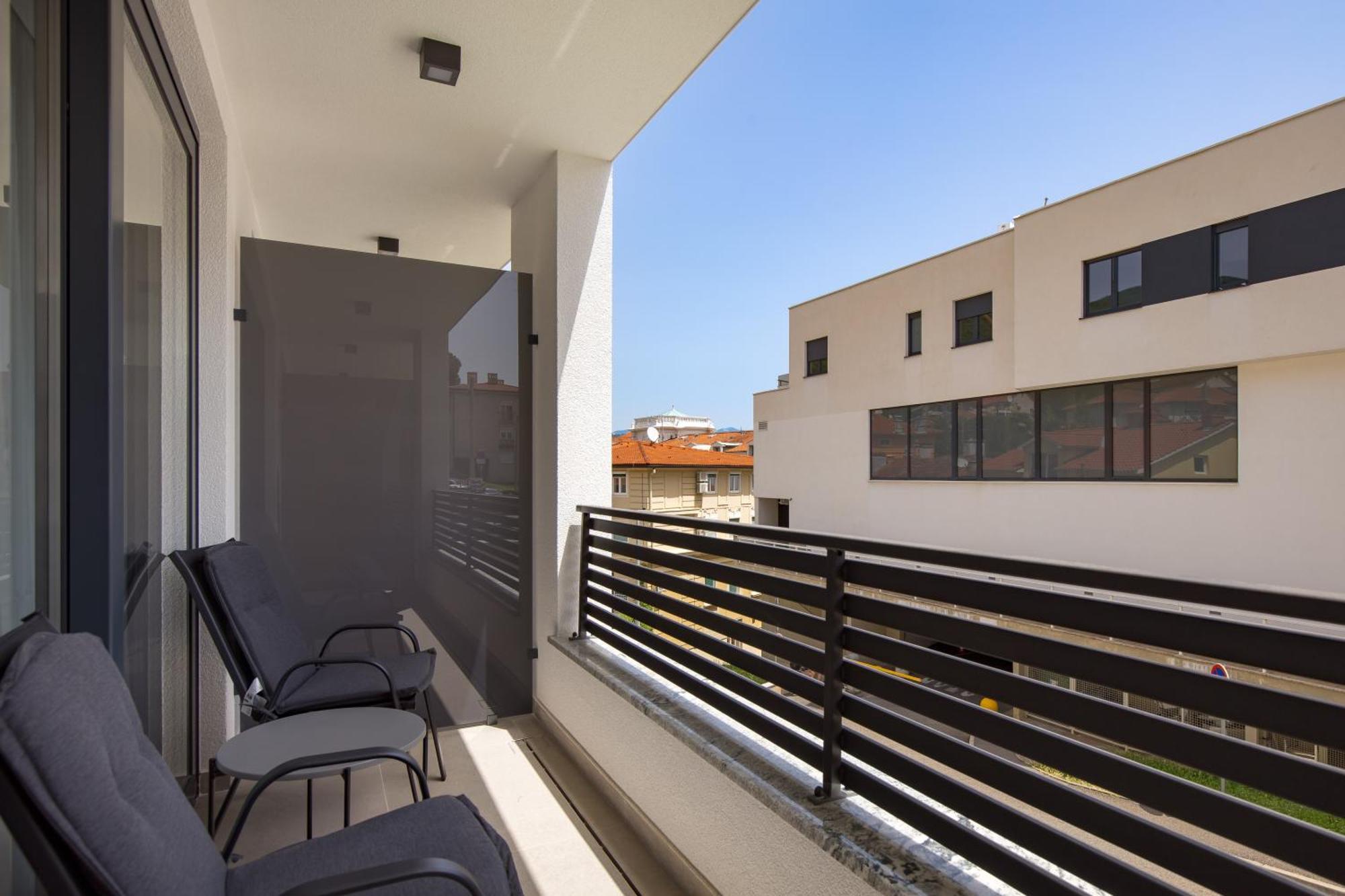 Belinda Apartments With Balcony Opatija Exteriör bild