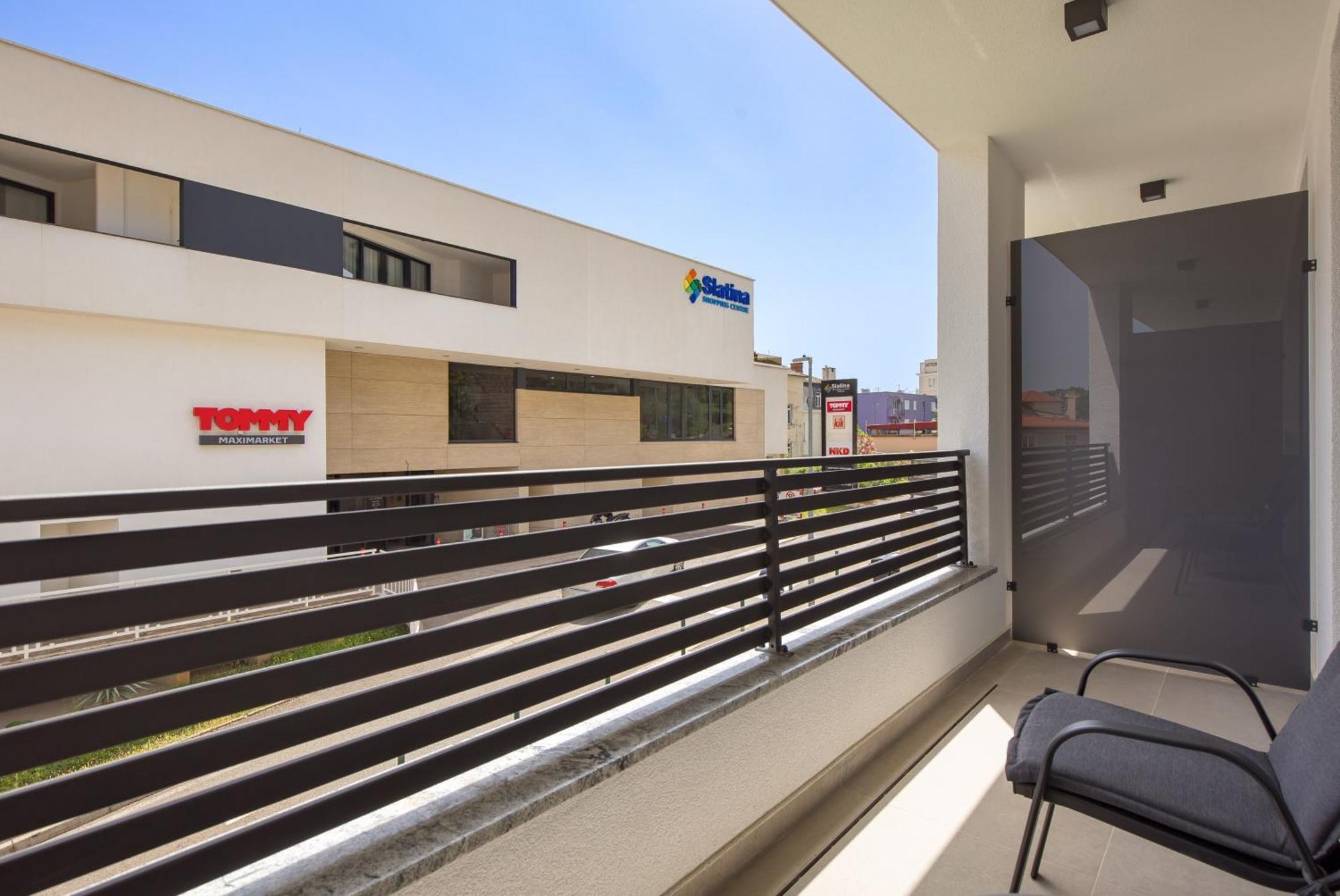 Belinda Apartments With Balcony Opatija Exteriör bild