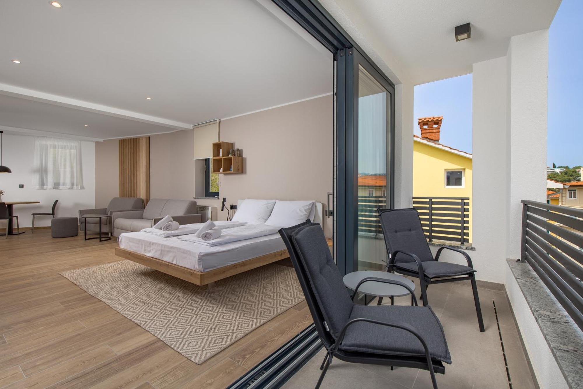 Belinda Apartments With Balcony Opatija Exteriör bild